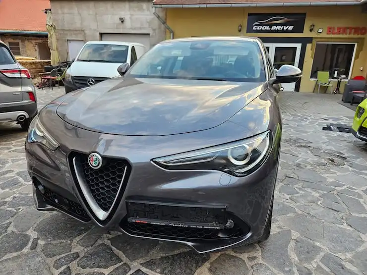 Alfa Romeo Stelvio 2.2 JTDM 210k Super AWD A/T - Cool Drive