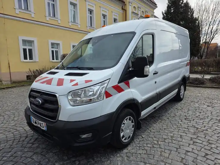 Ford Transit L2H2 T350L 2.0 TDCI 96 kW
