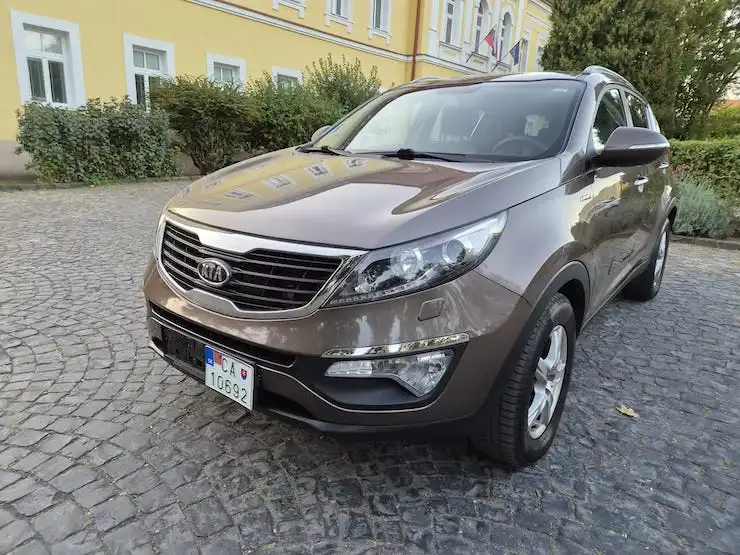 Kia Sportage 2.0 CRDi VGT 4WD EX (2010)