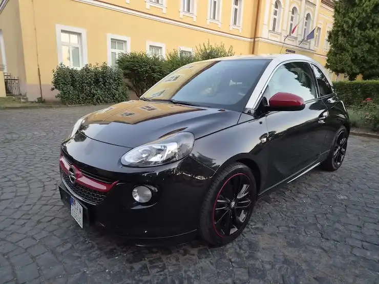 Opel Adam 1.4 64kW (2013)
