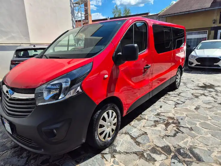 Opel Vivaro Kombi 1.6 CDTI BiTurbo 145k S&S L2H1 2900 Base