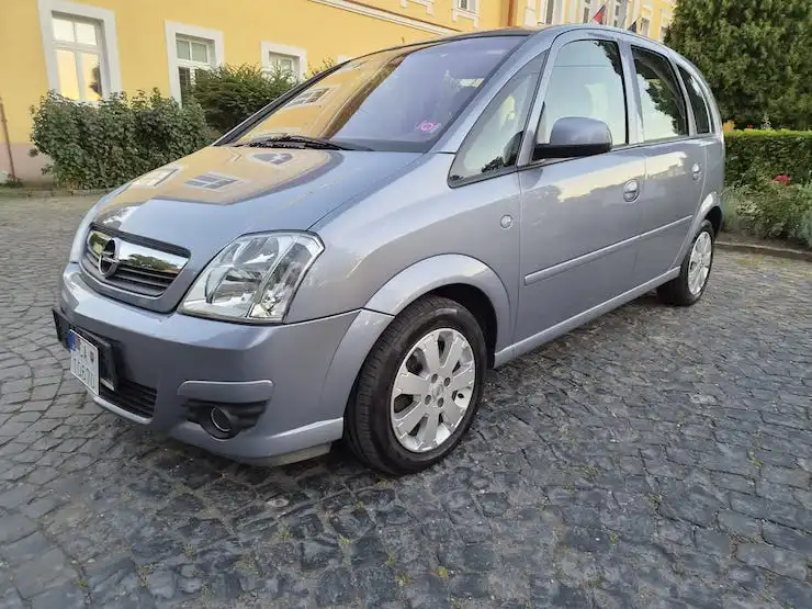 Opel Meriva 1.3 CDTI, ser. kniha_92.000 km (2009)