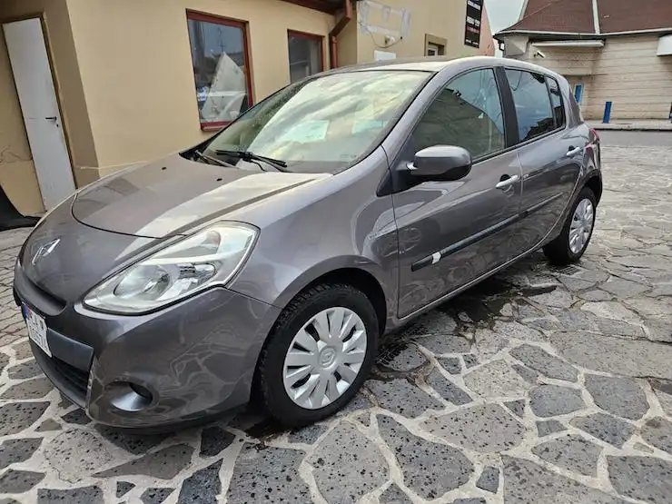 Renault Clio 1.2i - Cool Drive