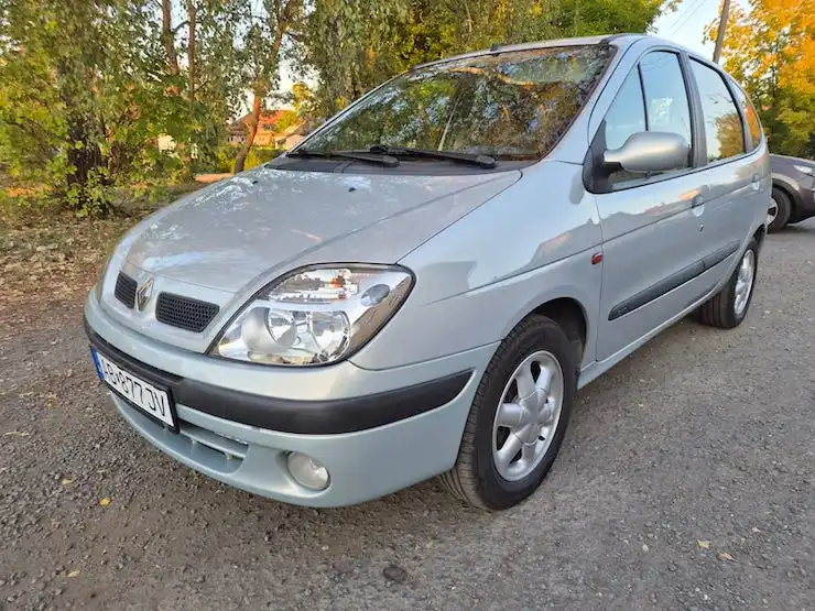 Renault Scenic 1.6 16V (1999)
