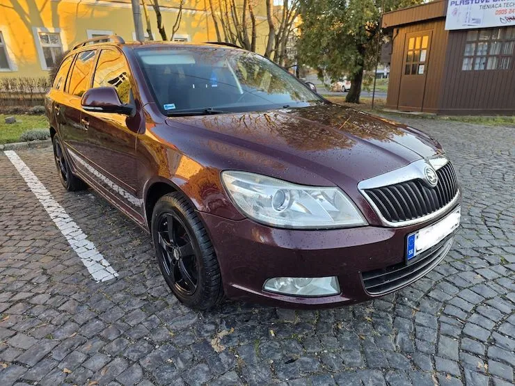 Škoda Octavia Combi 2.0 TDI Elegance DSG