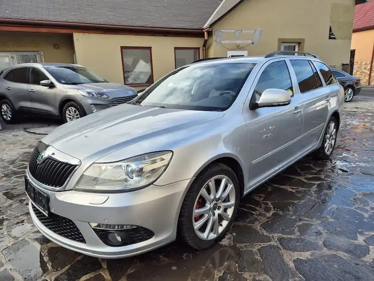 Škoda Octavia Combi 2.0 TDI CR DPF RS, 125 kW, M6, 5d.