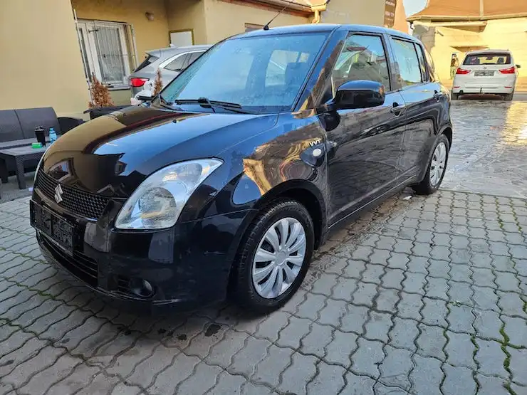 Suzuki Swift 1.5 GS ABS, A/C, A/T - Cool Drive