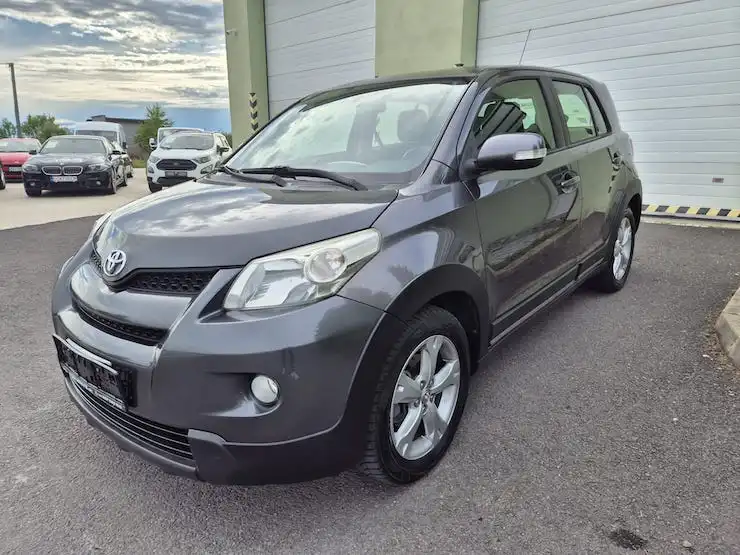 Toyota Urban Cruiser 1.4 I D-4D AWD Sol