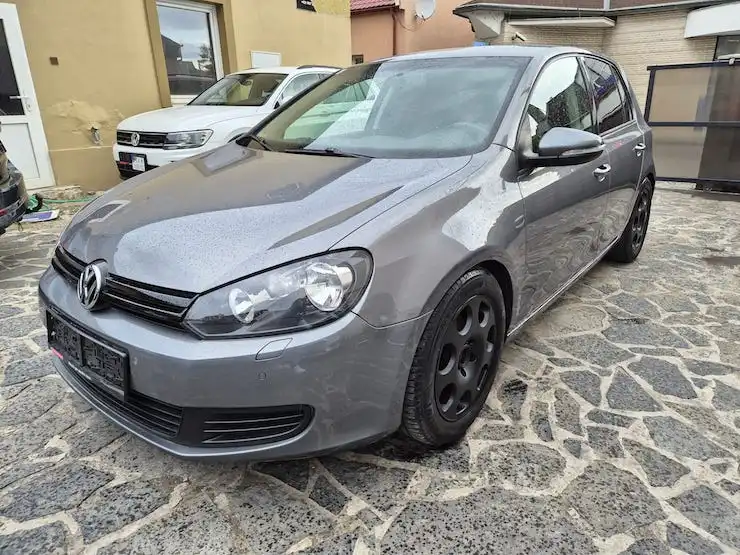 Volkswagen Golf 1.6 TDI DSG